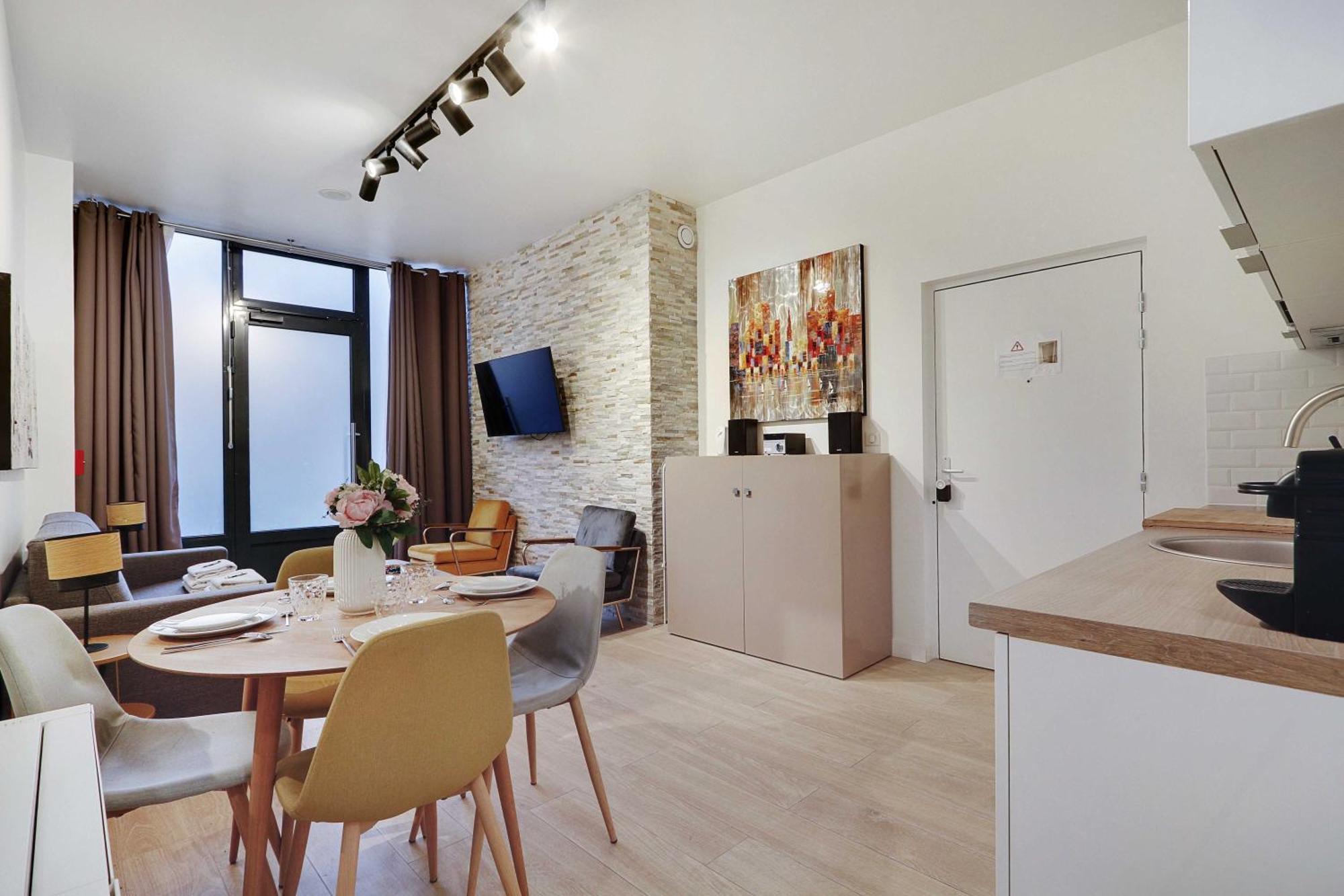 Intimate Apartment With Air Conditioner & Jacuzzi 2Br 6P Montmartre Párizs Kültér fotó