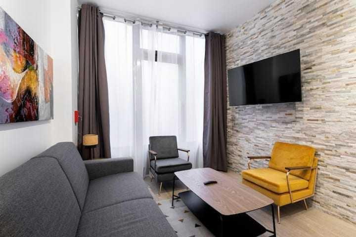 Intimate Apartment With Air Conditioner & Jacuzzi 2Br 6P Montmartre Párizs Kültér fotó